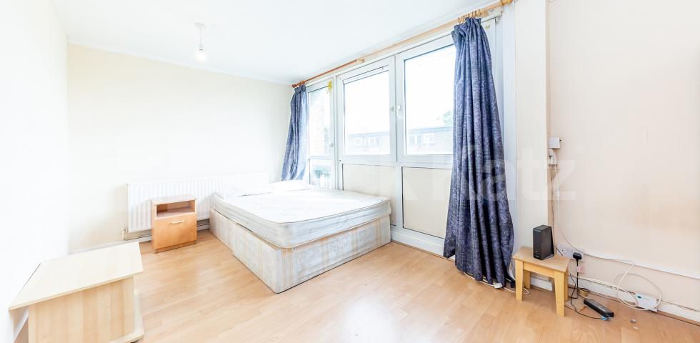 			NEW INSTRUCTION!, 3 Bedroom, 1 bath, 1 reception Flat			 Agar Grove, CAMDEN